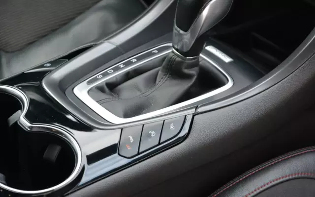 FORD Mondeo 2.0 EcoBlue ST-Line