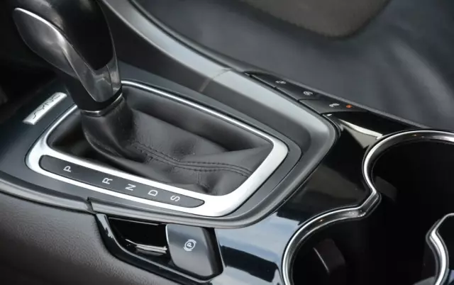 FORD Mondeo 2.0 EcoBlue ST-Line