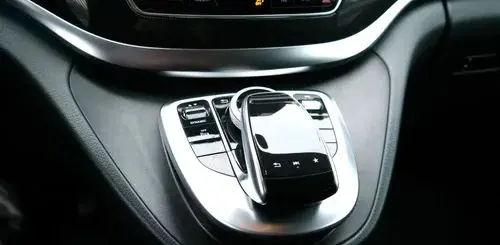 MERCEDES-BENZ Klasa V 