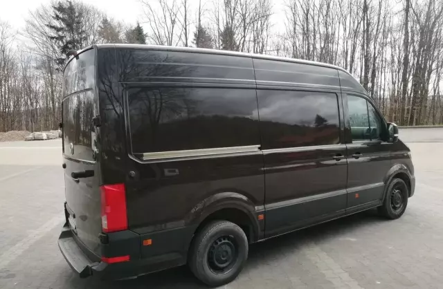 VOLKSWAGEN Crafter 