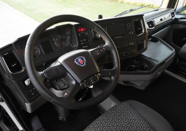 SCANIA R 450 /RETARDER/  STANDARD/ SALON POLSKA 