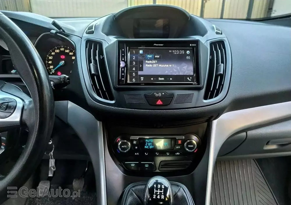 FORD C-MAX 1.6 Ti-VCT Titanium