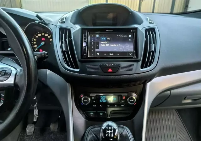 FORD C-MAX 1.6 Ti-VCT Titanium