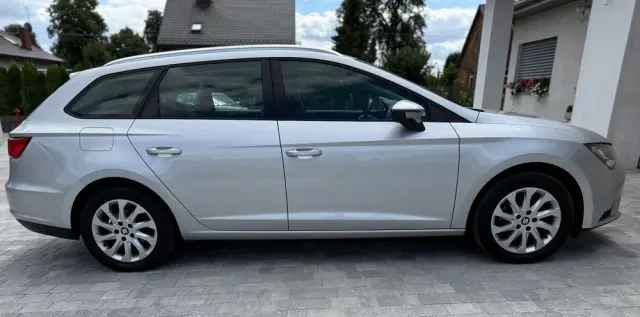 SEAT Leon 1.6 TDI Style S&S DSG