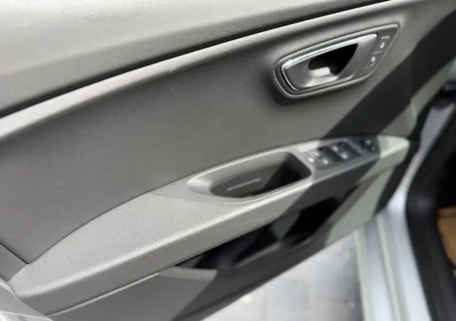 SEAT Leon 1.6 TDI Style S&S DSG