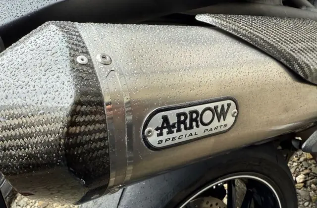 TRIUMPH Speed Triple 