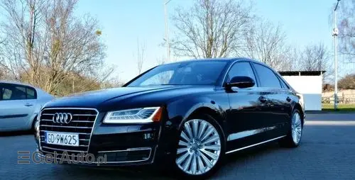 AUDI A8 