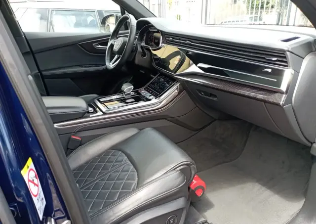 AUDI SQ7 