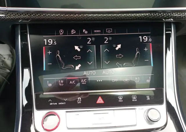 AUDI SQ7 