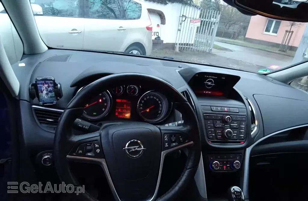 OPEL Zafira 
