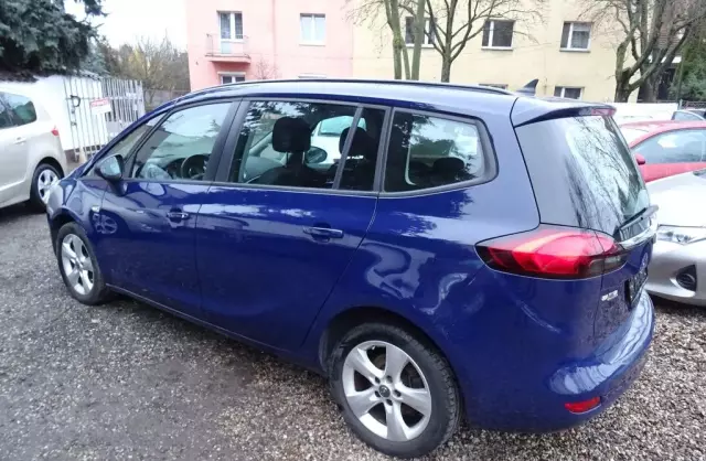 OPEL Zafira 