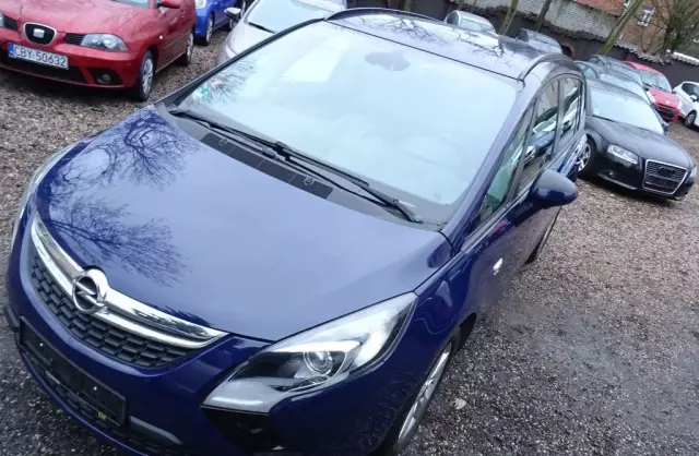 OPEL Zafira 