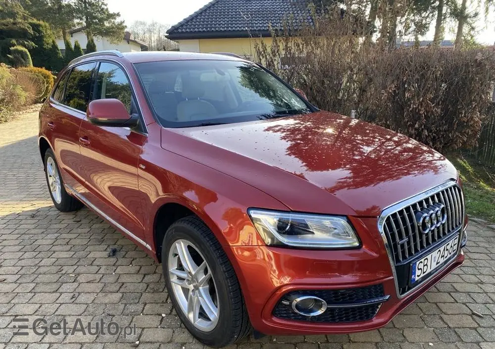 AUDI Q5 