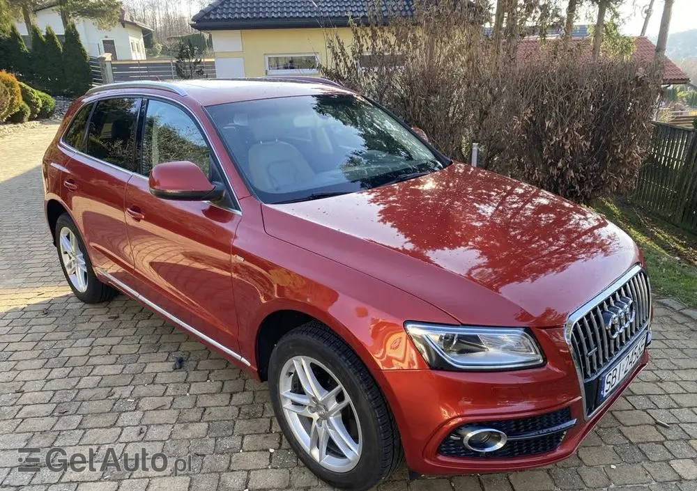 AUDI Q5 