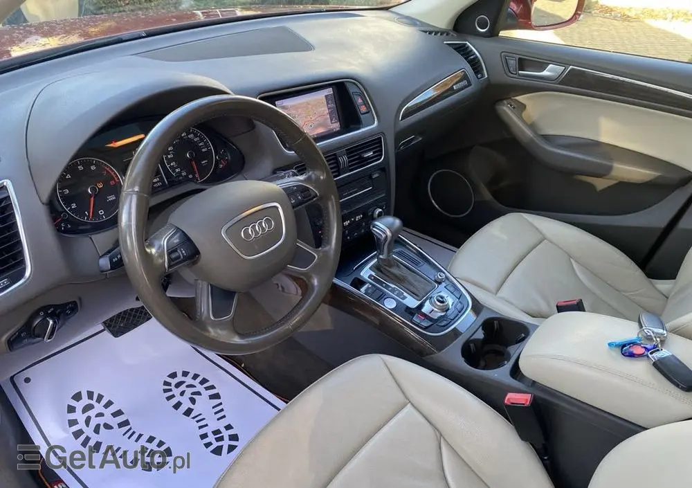 AUDI Q5 