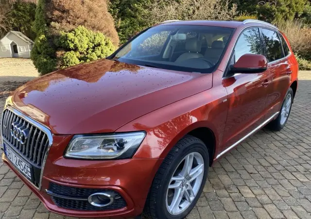 AUDI Q5 