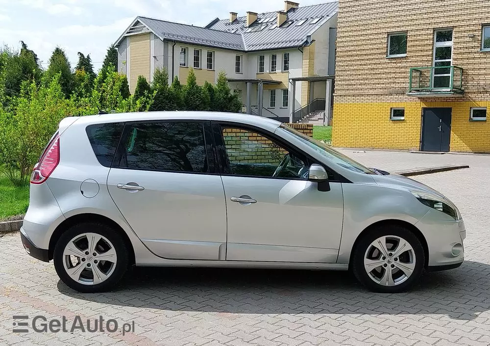 RENAULT Scenic TCe 130 Luxe