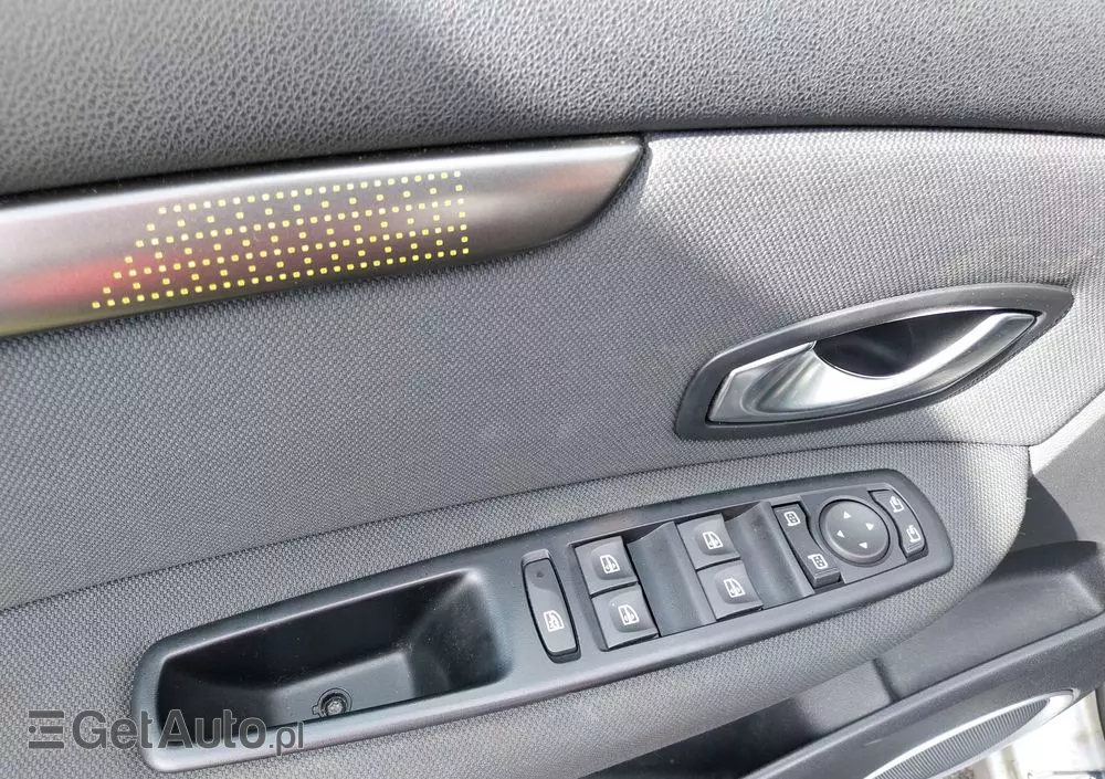 RENAULT Scenic TCe 130 Luxe