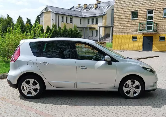 RENAULT Scenic TCe 130 Luxe