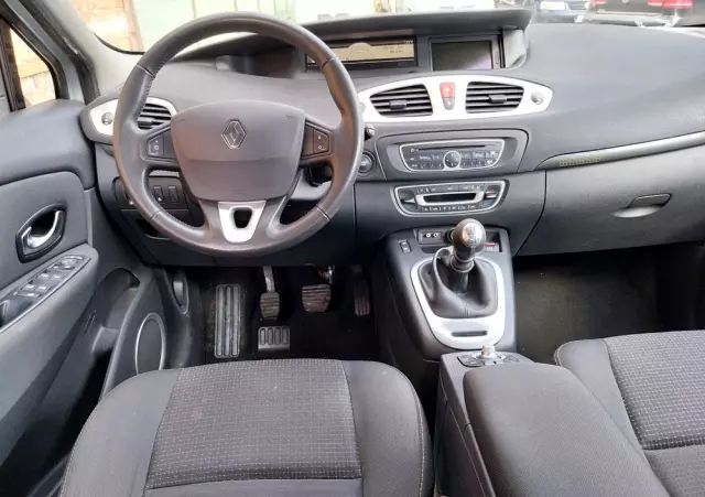 RENAULT Scenic TCe 130 Luxe