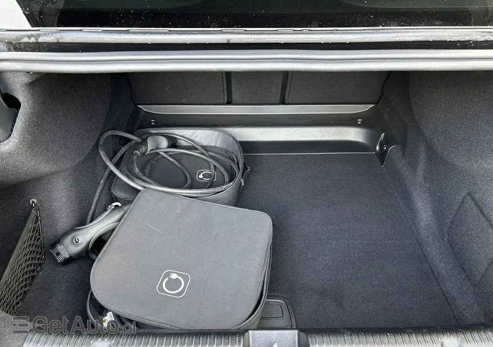 MERCEDES-BENZ EQE 350+ 90.5kWh AMG Line