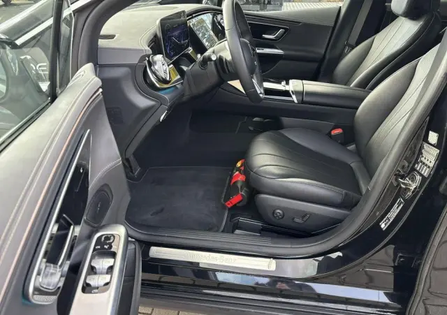 MERCEDES-BENZ EQE 350+ 90.5kWh AMG Line
