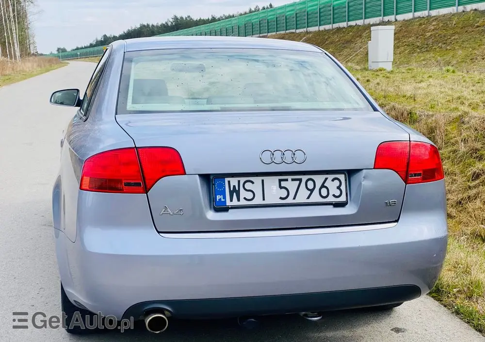 AUDI A4 Limousine 
