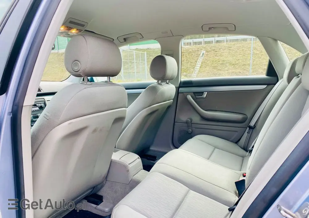 AUDI A4 Limousine 