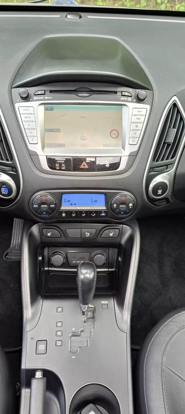 HYUNDAI Ix35 Premium 4WD Aut.