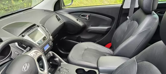 HYUNDAI Ix35 Premium 4WD Aut.