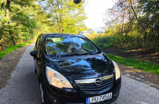 OPEL Meriva 