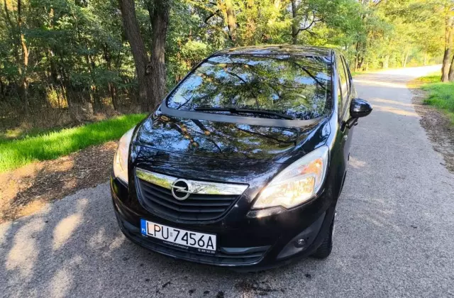 OPEL Meriva 