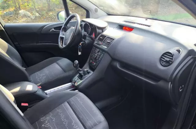 OPEL Meriva 