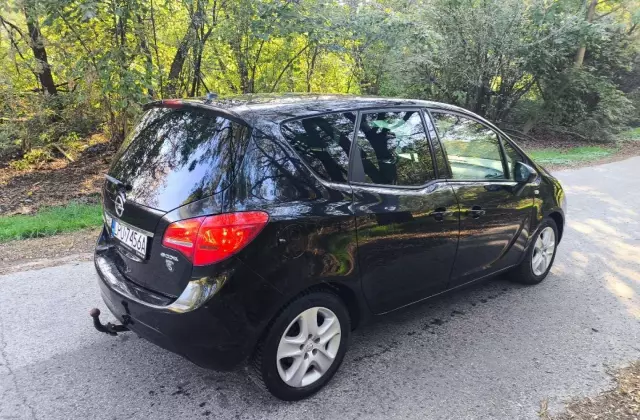 OPEL Meriva 