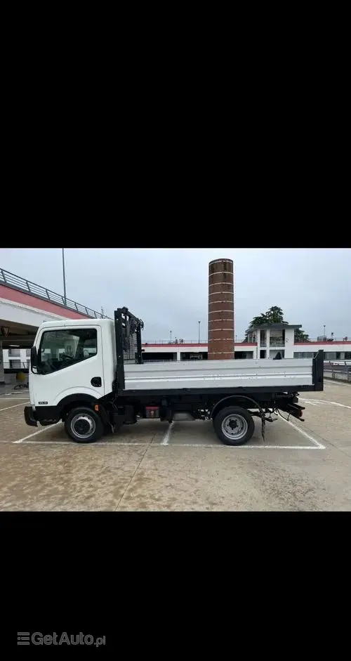 NISSAN Cabstar 