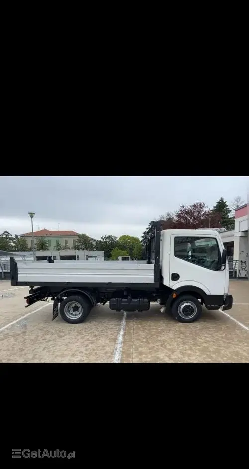 NISSAN Cabstar 