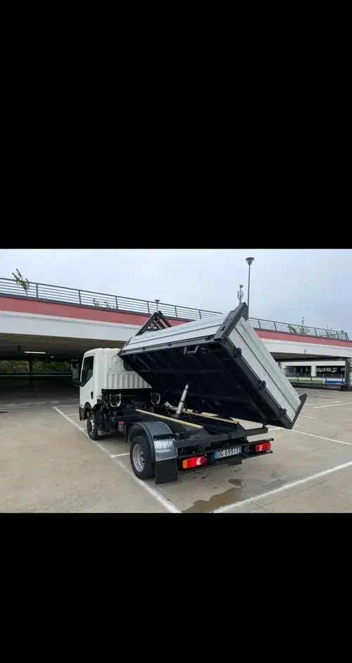 NISSAN Cabstar 