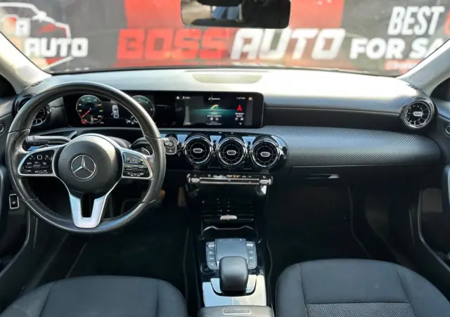 MERCEDES-BENZ Klasa A 200 d 8G-DCT