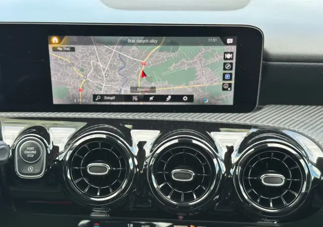 MERCEDES-BENZ Klasa A 200 d 8G-DCT