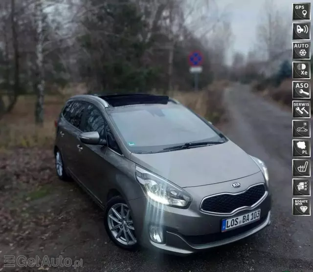 KIA Carens 