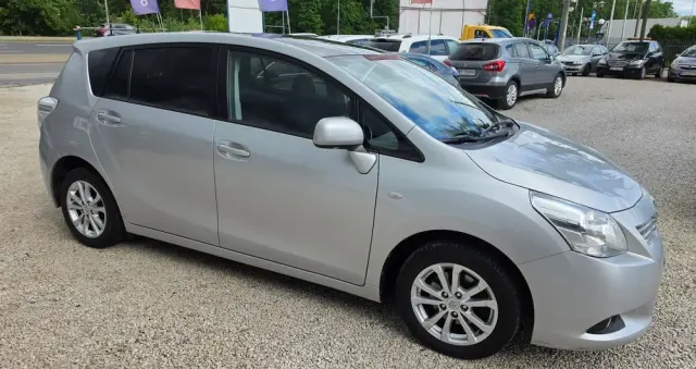TOYOTA Verso 2.0 D-4D Premium 7os