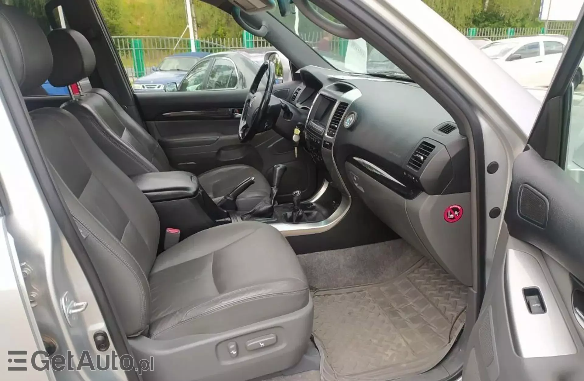 TOYOTA Land Cruiser 3.0 D-4D (5 dr) (173 KM) 120