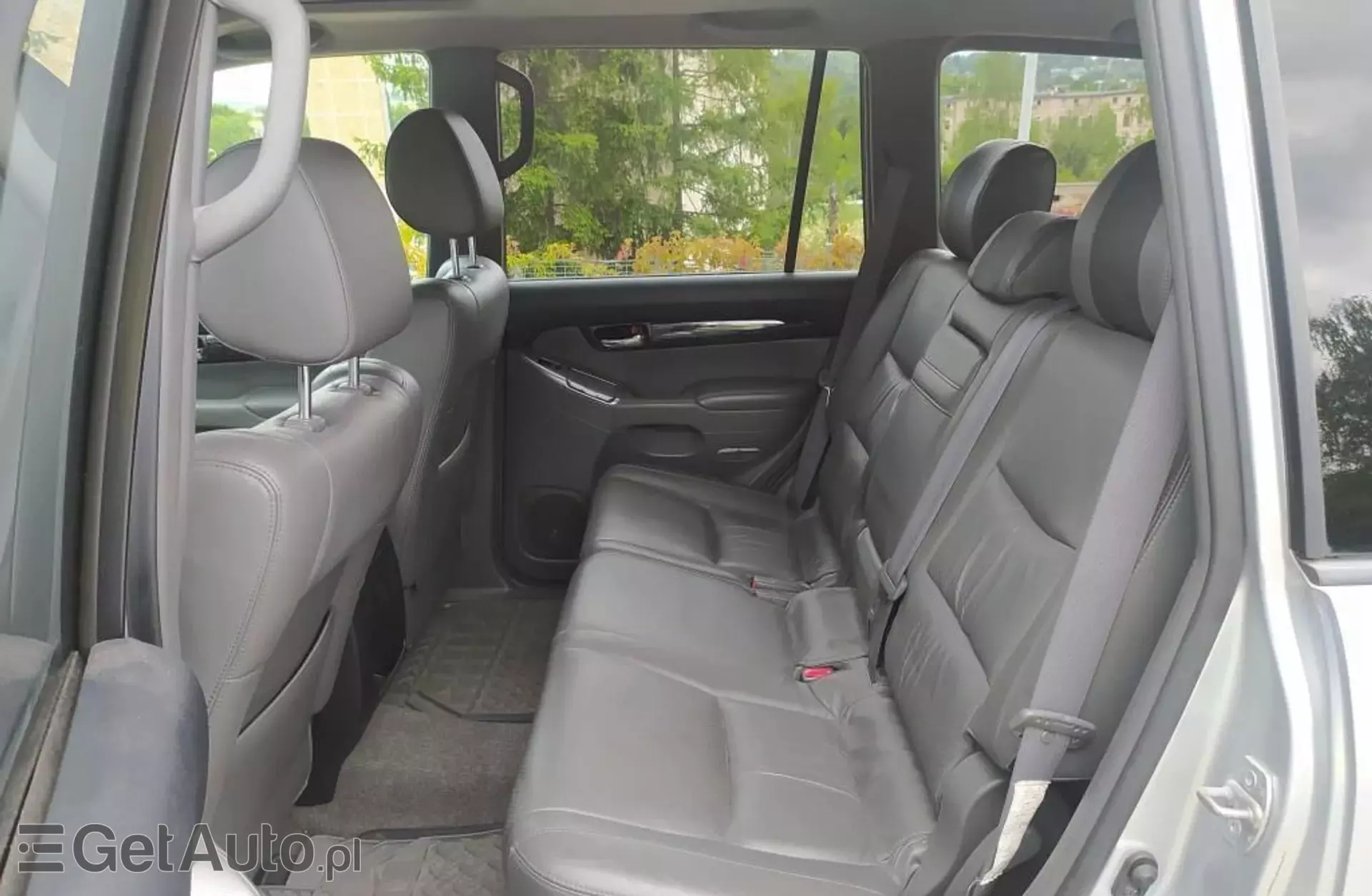 TOYOTA Land Cruiser 3.0 D-4D (5 dr) (173 KM) 120