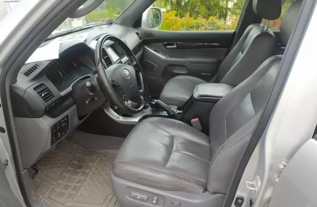 TOYOTA Land Cruiser 3.0 D-4D (5 dr) (173 KM) 120