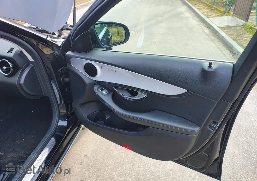 MERCEDES-BENZ Klasa C 200 (BlueTEC) d 7G-TRONIC Avantgarde