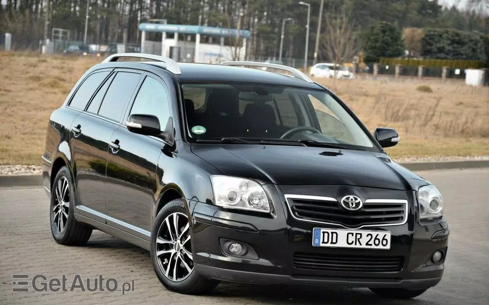 TOYOTA Avensis 