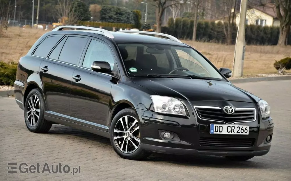 TOYOTA Avensis 