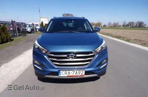 HYUNDAI Tucson 