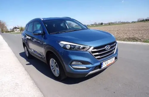 HYUNDAI Tucson 
