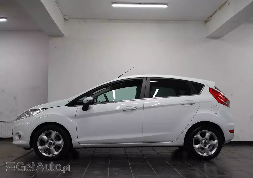 FORD Fiesta 1.4 TDCi Titanium